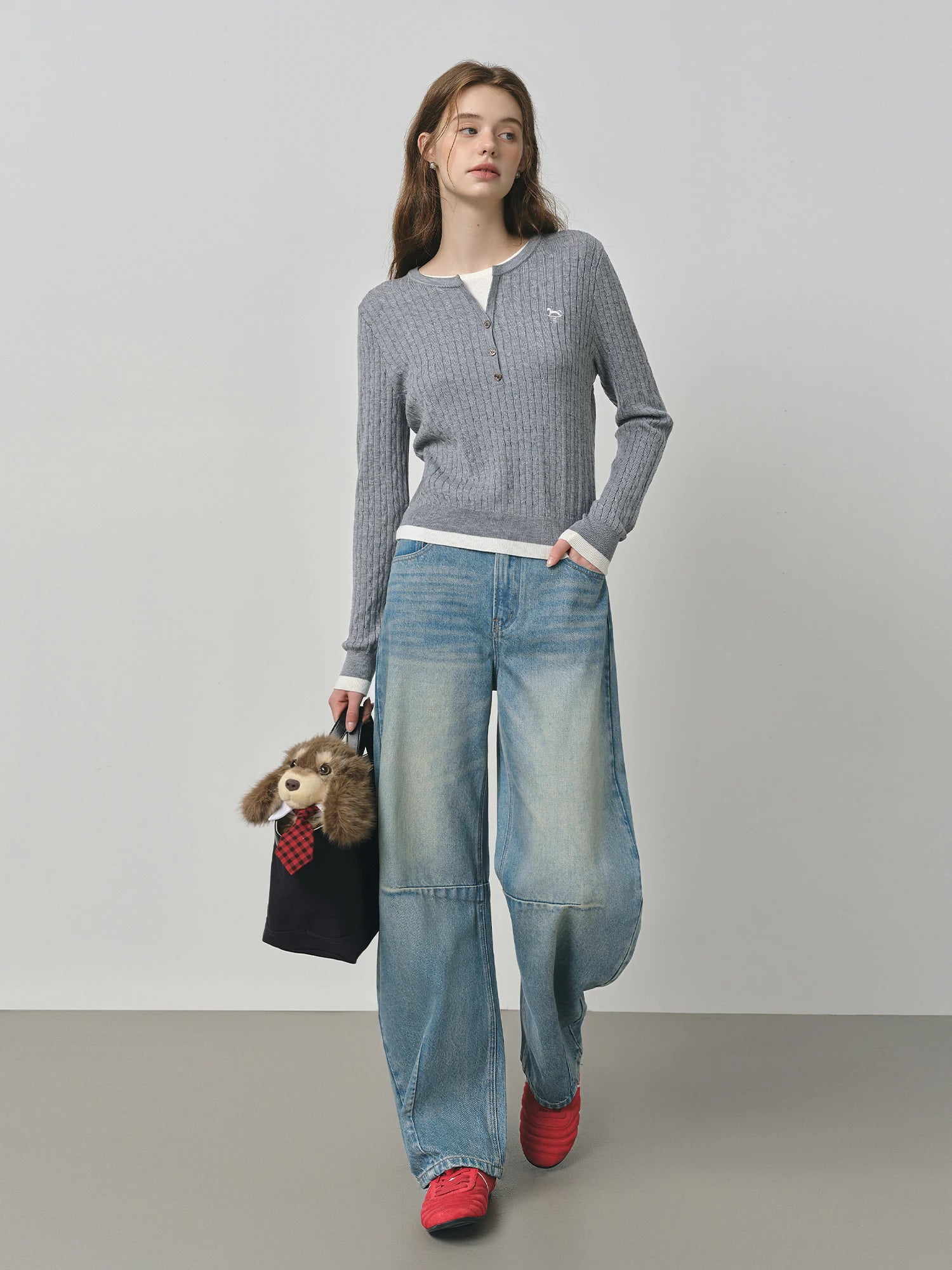 FSLE Design Relaxed High Waist Jeans Women's 2025 Autumn New Arrival Slashed Jeans Trousers 25FS13105