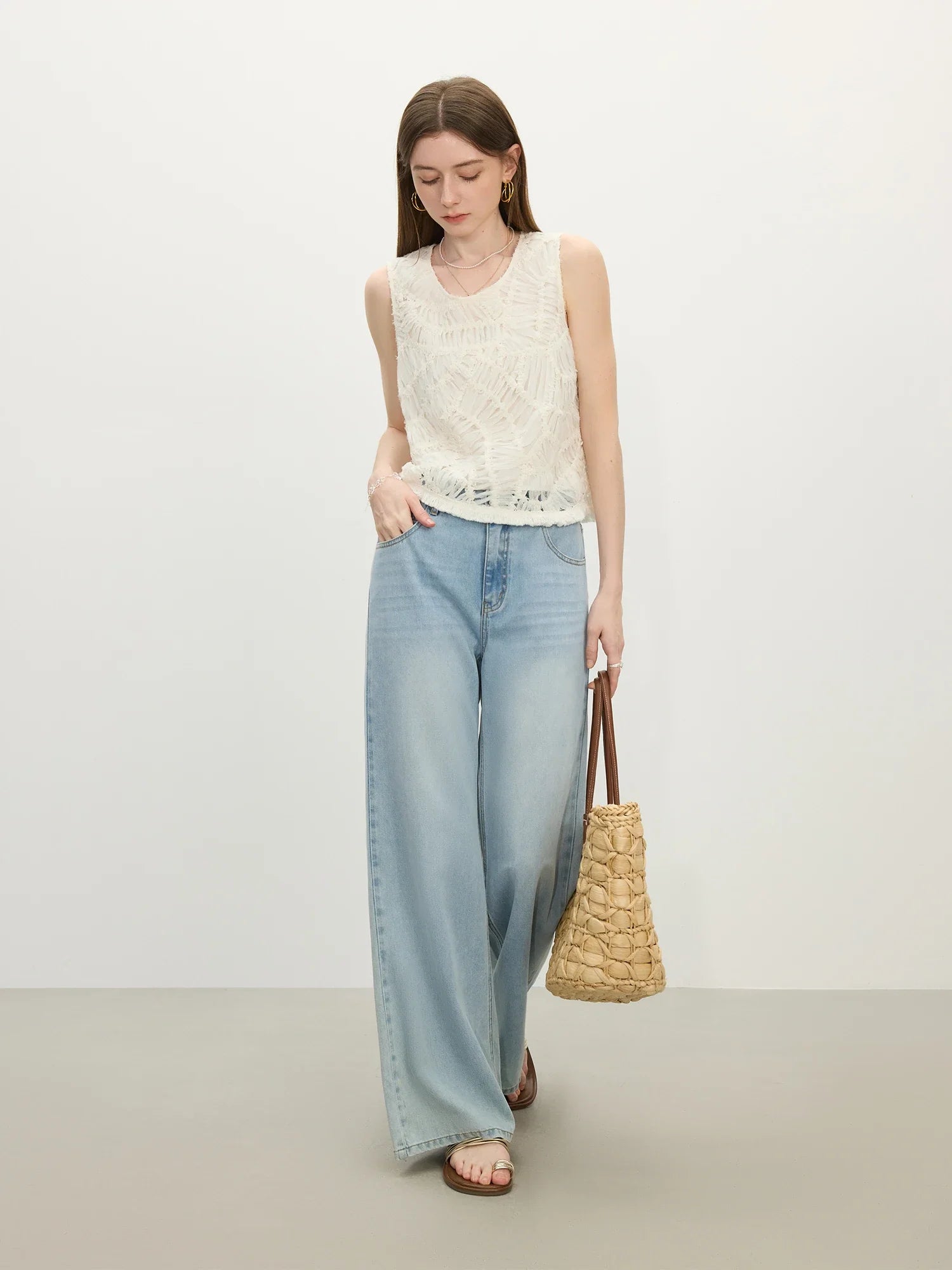 FSLE Braided Loose Sleeveless Fashion Vest Beige Top For Women 2025 Summer New Arrival Holiday Season Versatile Tops 25FS12337